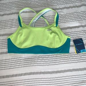 NWT Brooks Sports Bra, Sz 32B